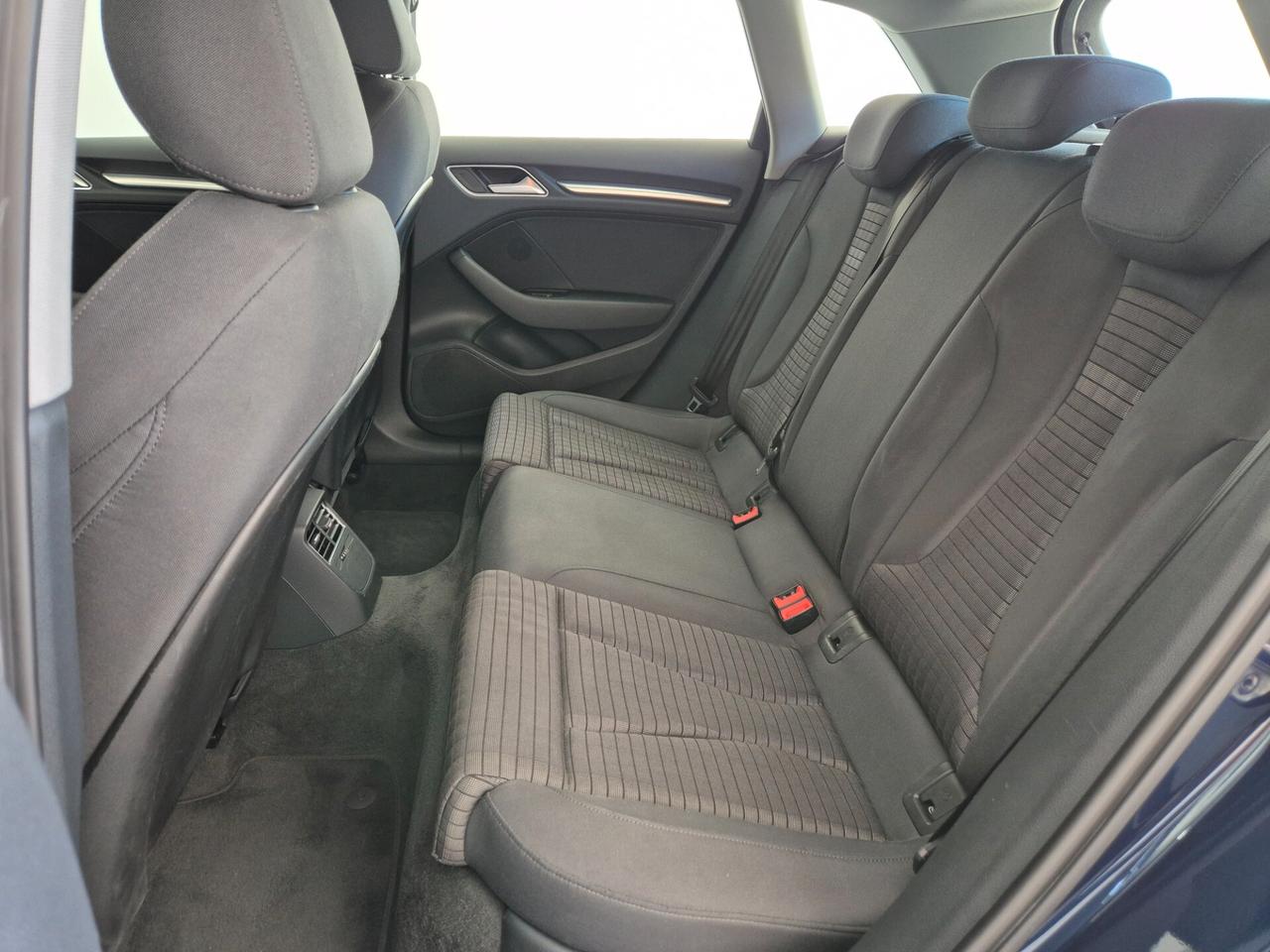 AUDI A3 SPORTBACK 30 g-tron S tronic Sport