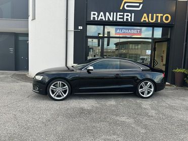 Audi A5 S5 4.2 V8 quattro