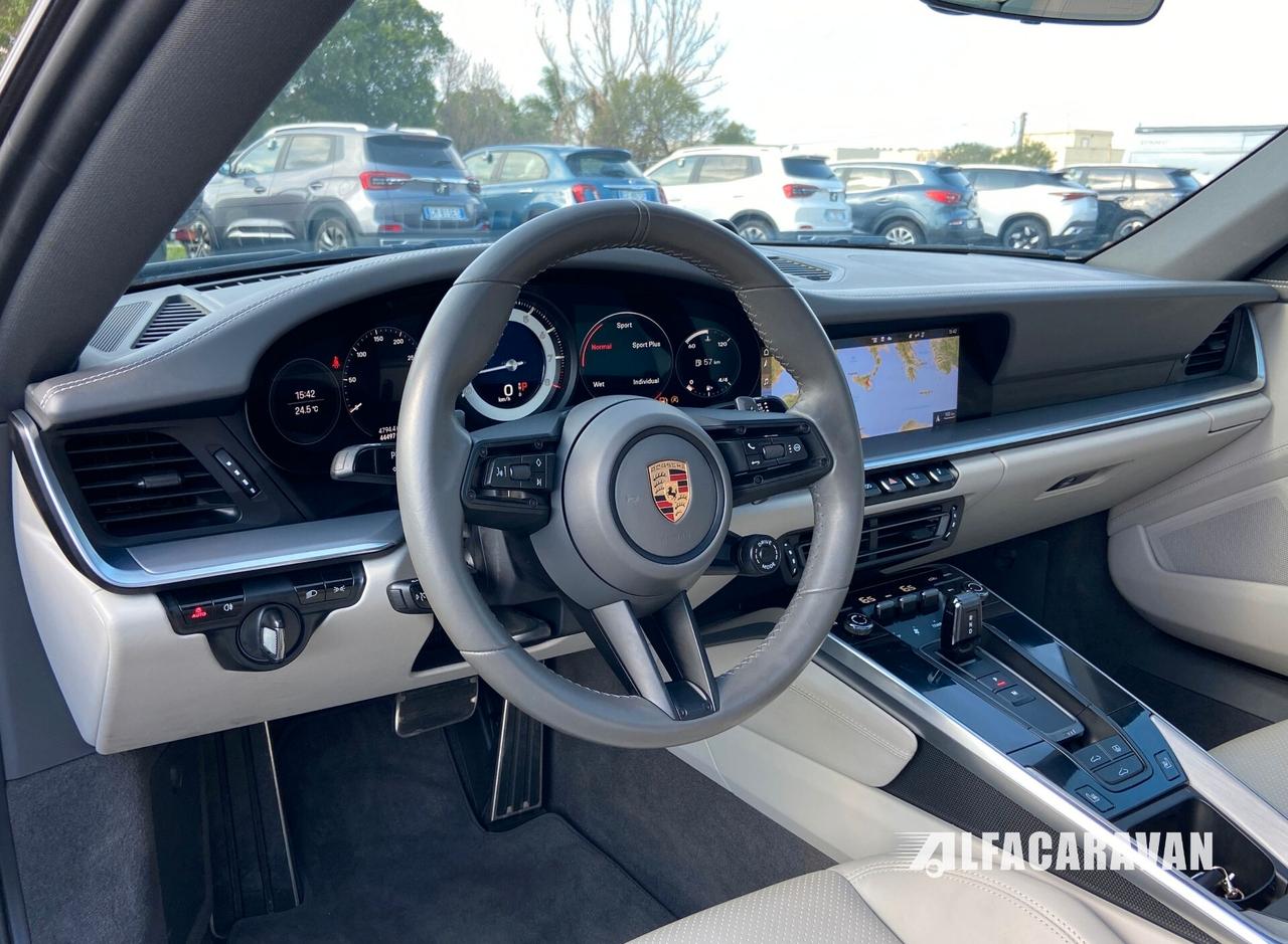 Porsche 911 992 Coupe 3.0 Carrera 4S auto