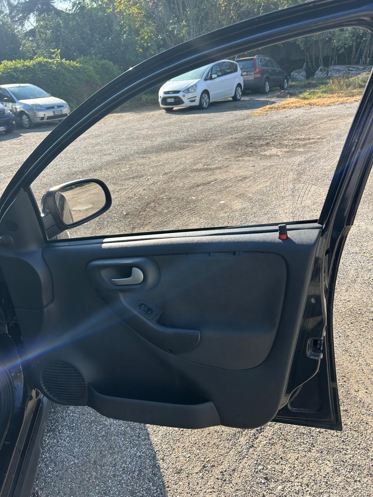 Opel Corsa 1.3 CDTI 75CV 5 porte Club 100.000km