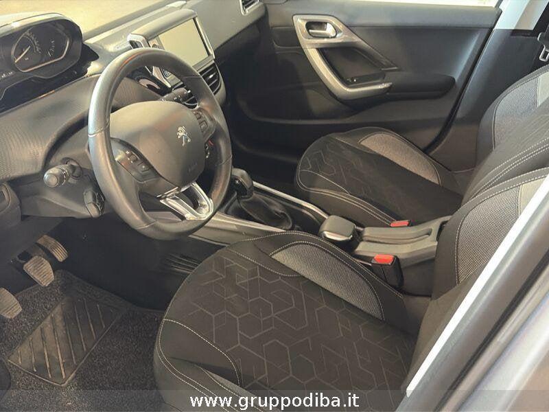 Peugeot 2008 Benzina 1.2 puretech Active s&s 82cv my18