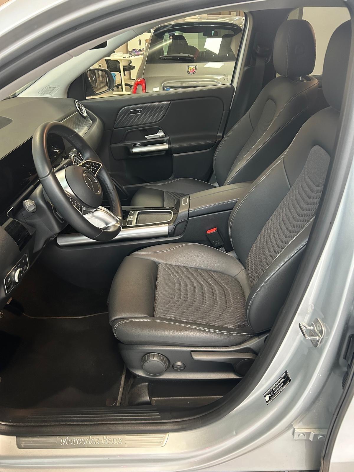 Mercedes-benz GLA 180 Automatic - 431 € al mese