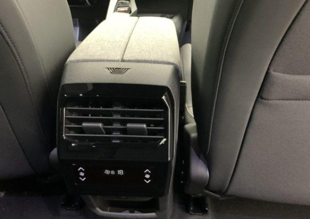 PEUGEOT 5008 Hybrid 145 e-DCS6 Allure