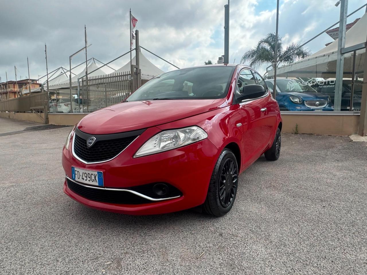Lancia Ypsilon 1.2 69 CV 5 porte GPL Ecochic Gold