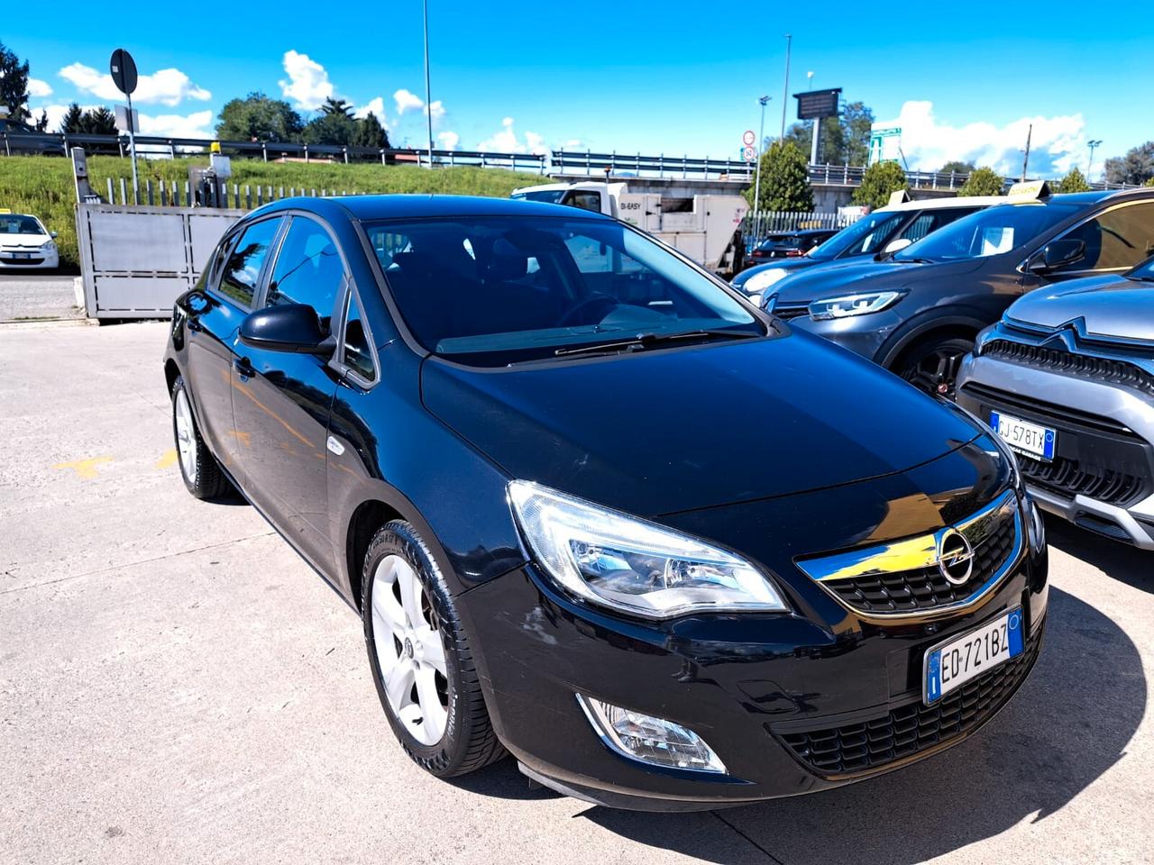 Opel Astra 1.6 115CV 5 porte Cosmo