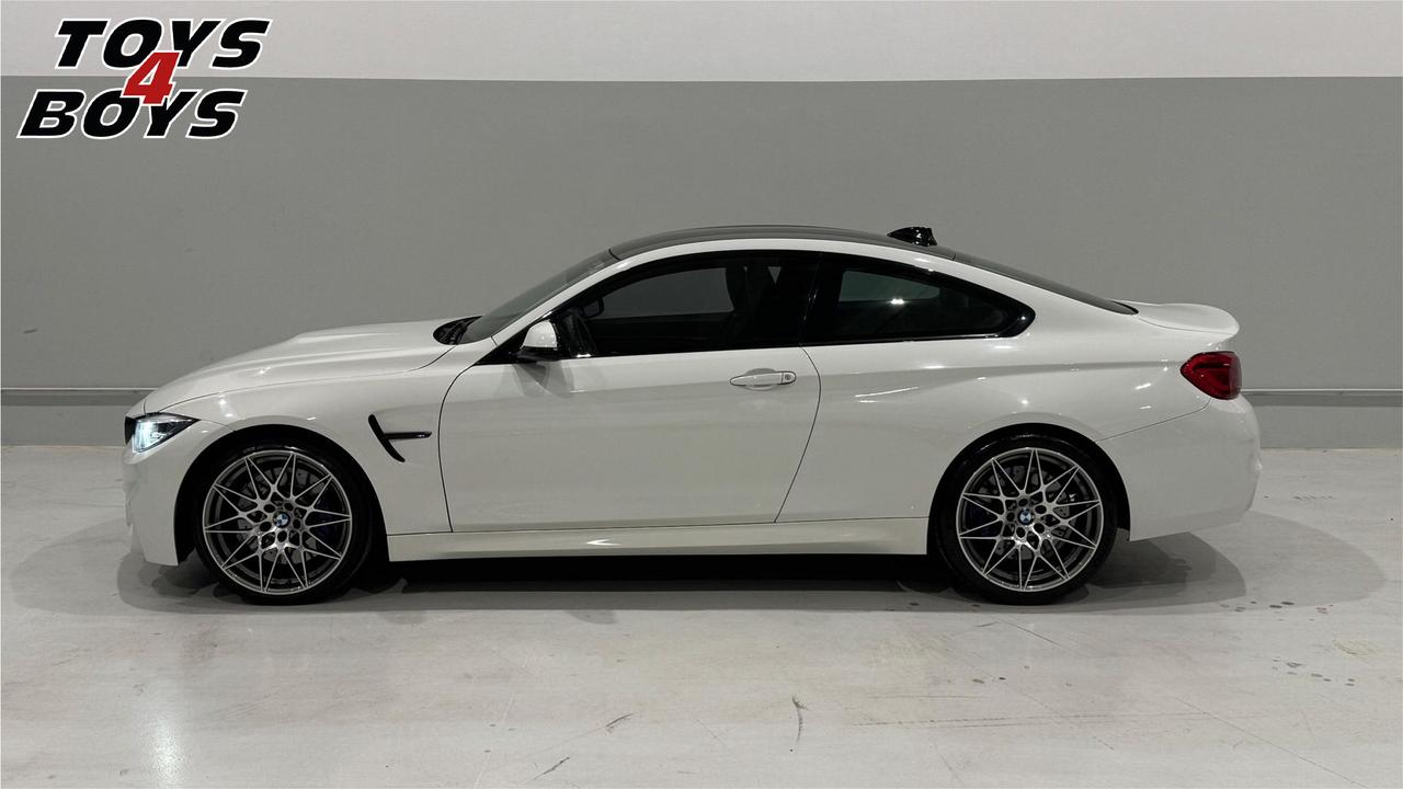 BMW M4 F82 2013 Coupe - M4 Coupe 3.0 dkg