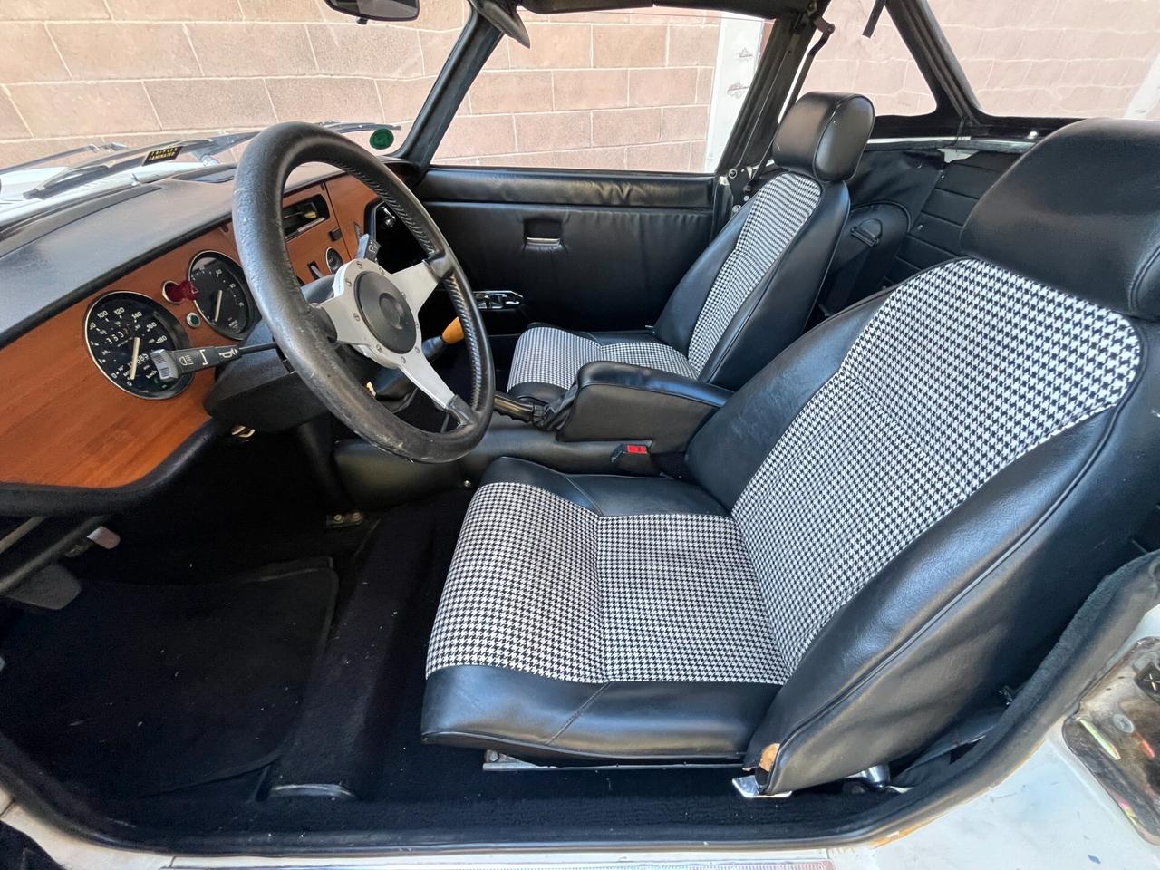 Triumph Spitfire 1500 hardtop