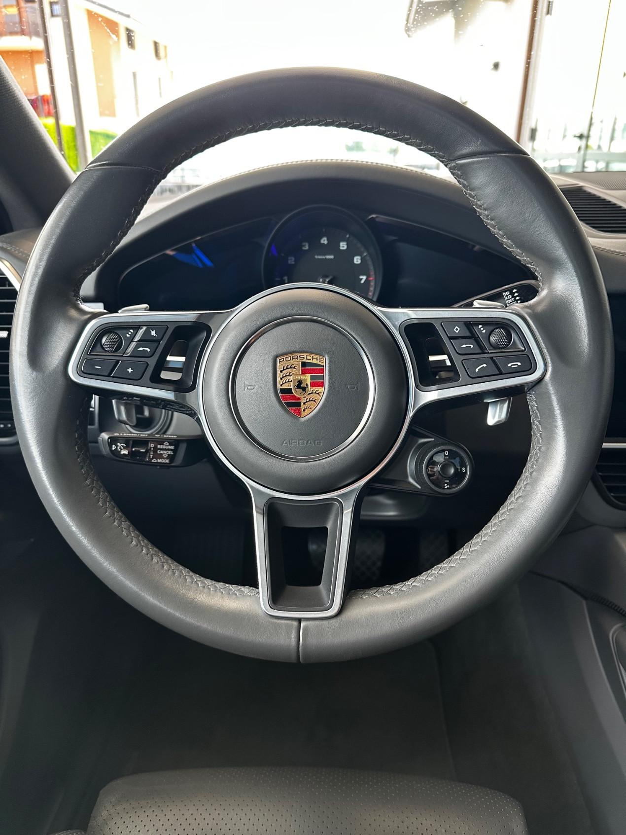 Porsche Cayenne Coupe 3.0 tiptronic