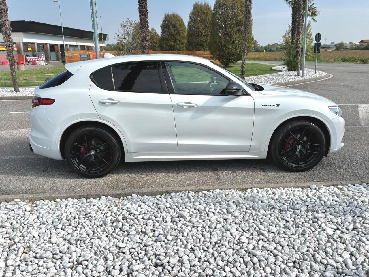Alfa Romeo Stelvio 2.2 Turbodiesel 210 CV AT8 Q4 Veloce