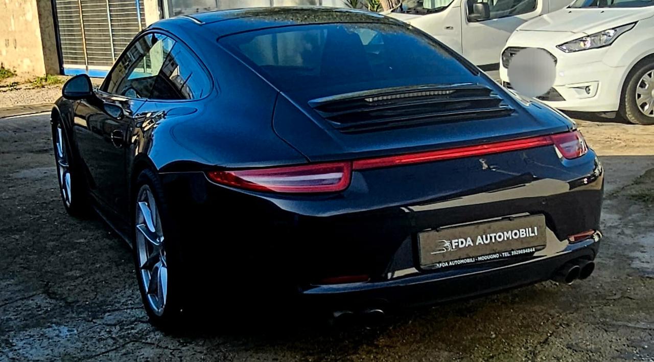 Porsche 911 3.8 Carrera 4S Coupé