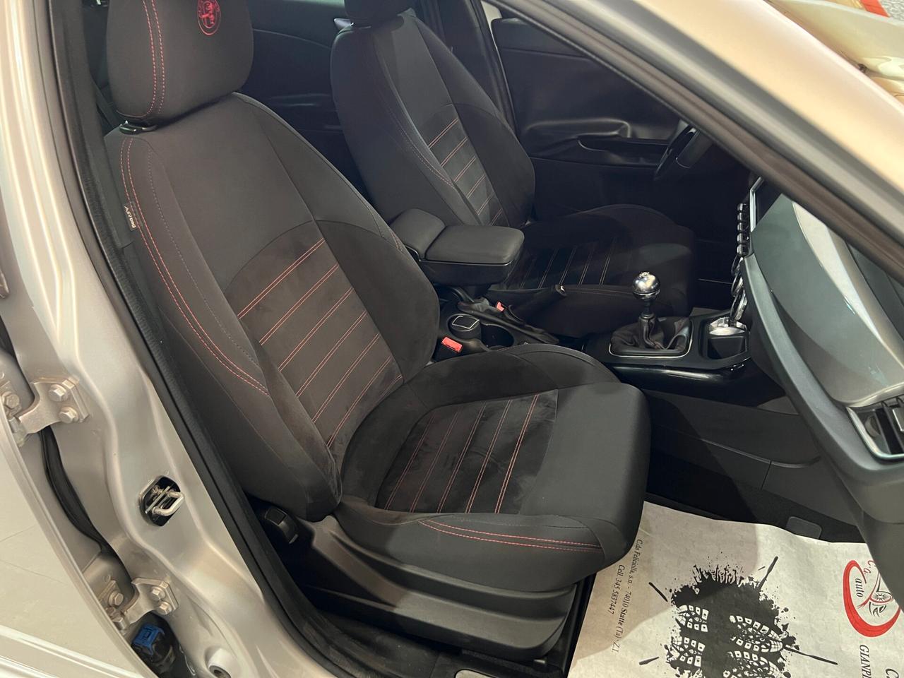 Alfa Romeo Giulietta 2.0 140 CV - DISTINCTIVE - 2012