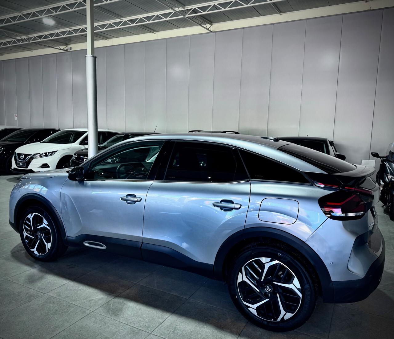 Citroen C4 1.2 130CV EAT8 Shine