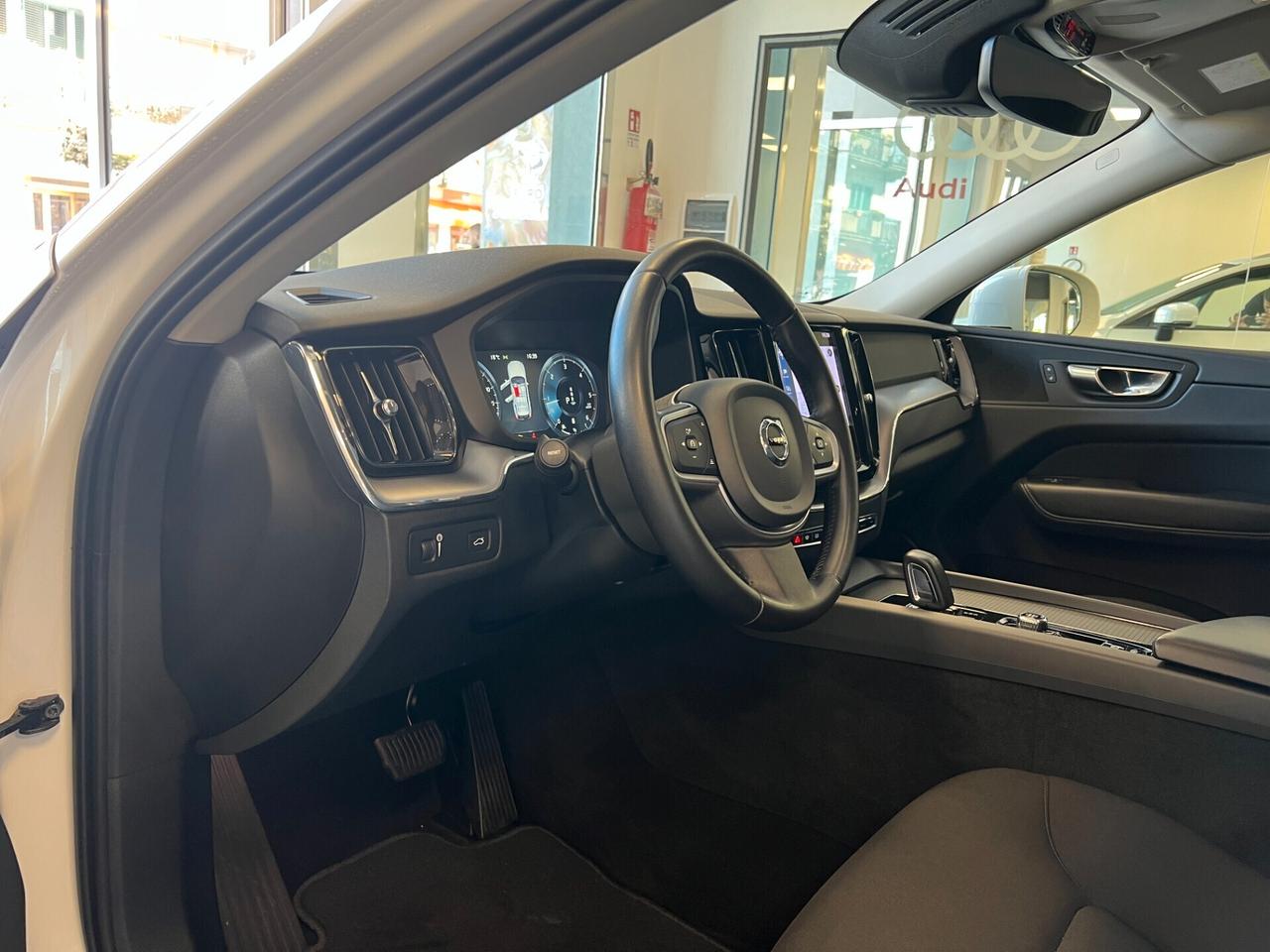 Volvo XC 60 B4 (d) Geartronic Momentum