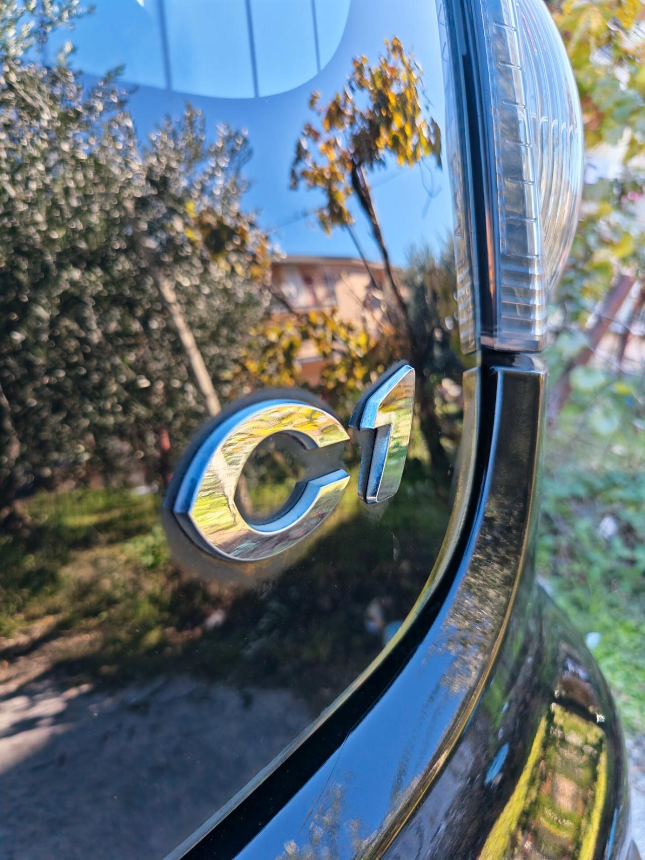 POCHI KM !! CITROEN C1 RESTYLING CON CARPLAY