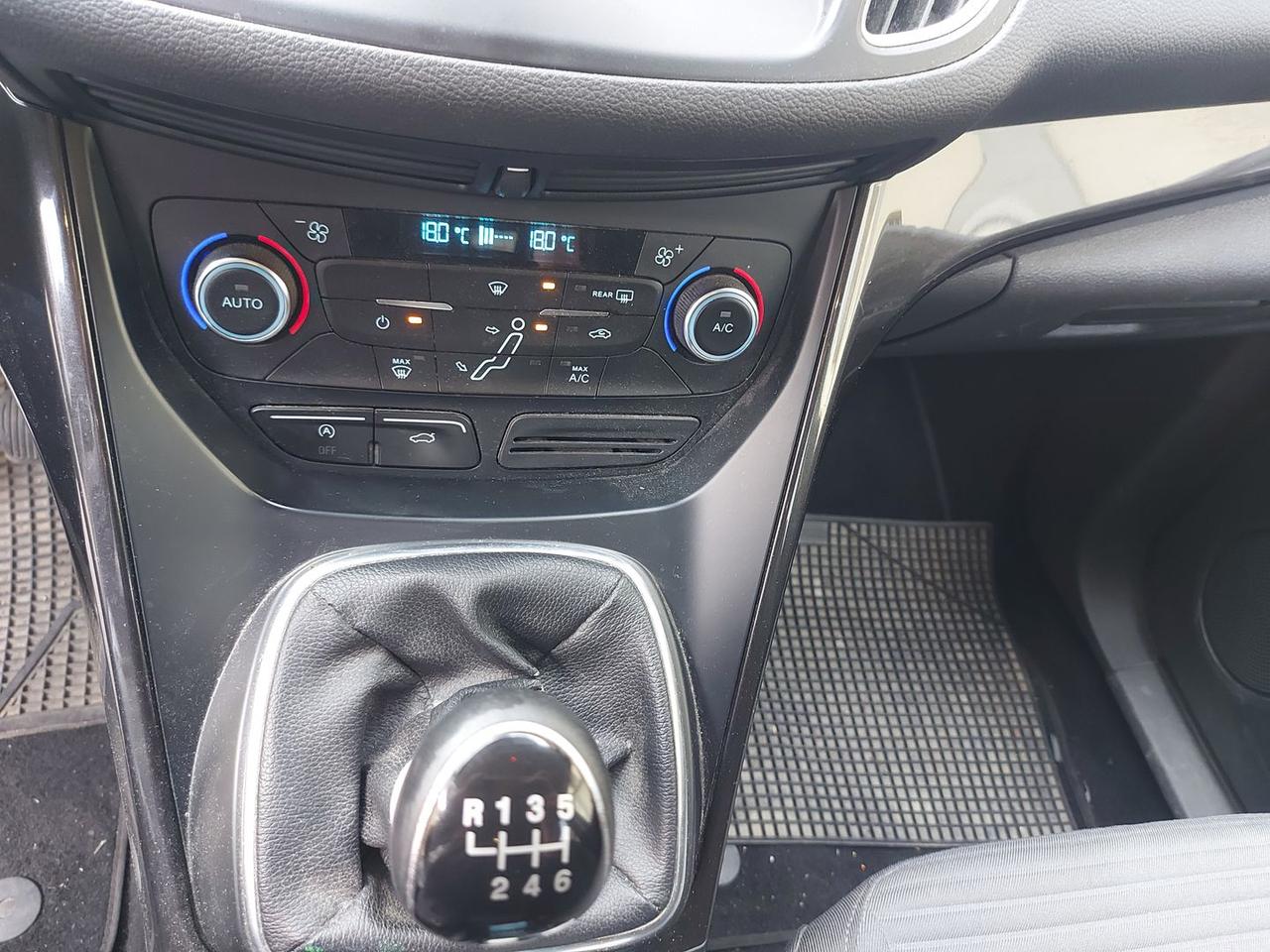 Ford C-Max Titanium 1.5 TDCi 120 cv