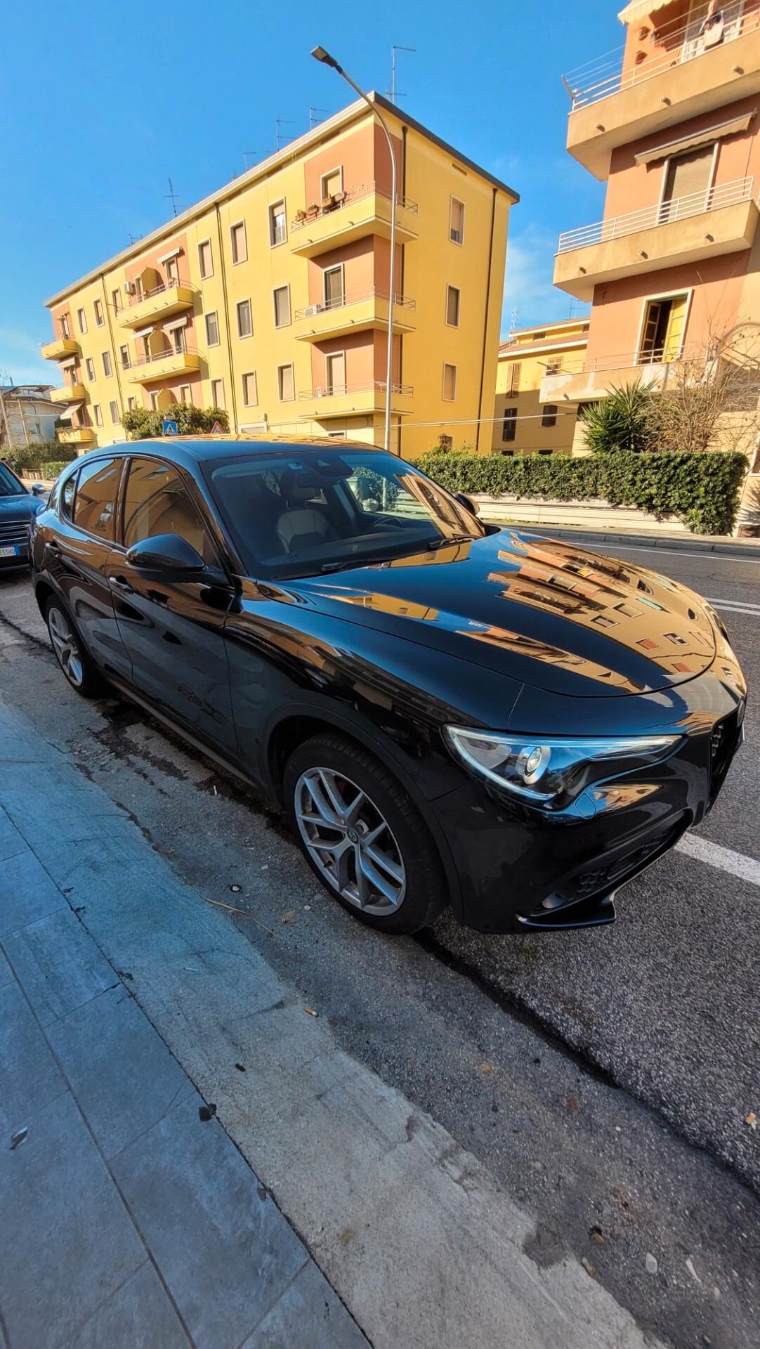 Alfa Romeo Stelvio 2.2 Turbodiesel 190 CV AT8 Q4 Executive