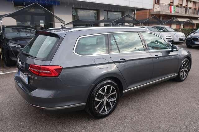 Volkswagen Passat Variant Passat VIII 2.0 tdi SW Highline 4motion 190cv dsg