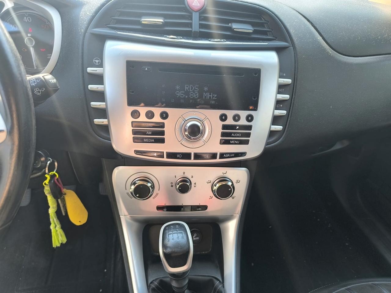 Lancia Delta 1.6 MJT DPF Platino