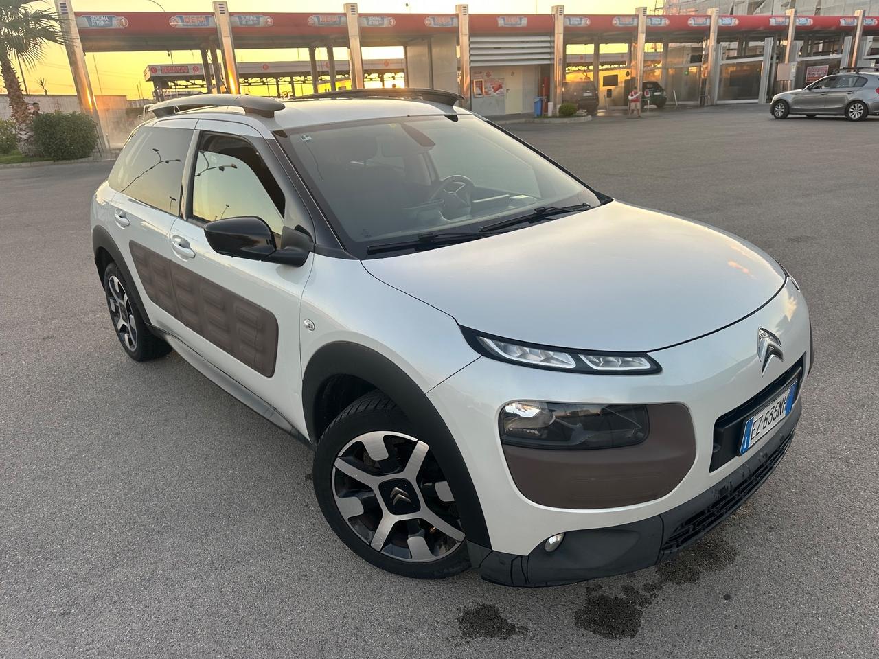 Citroen C4 Cactus BlueHDi 100 Shine