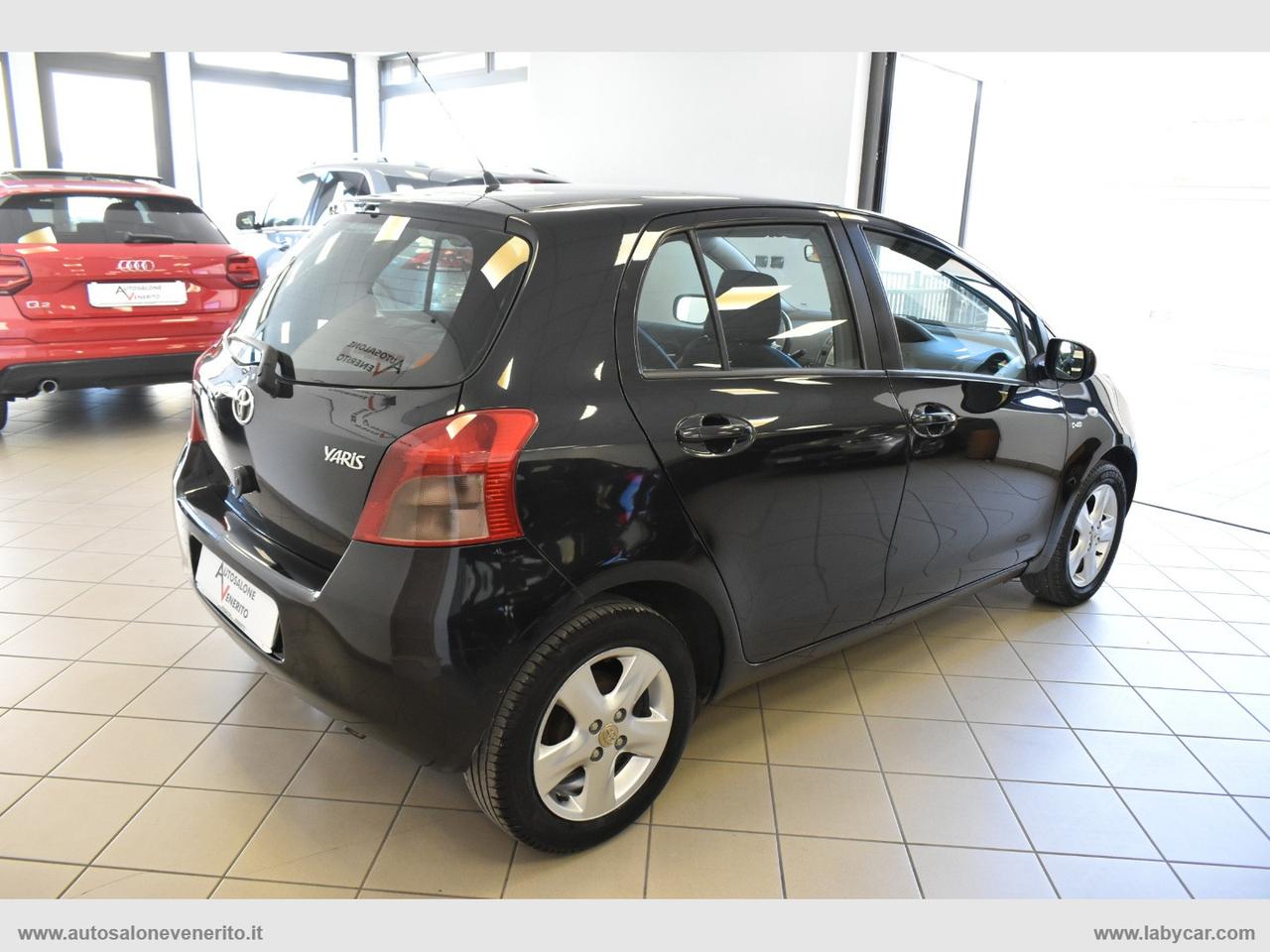 TOYOTA Yaris 1.4 D-4D 5p. Sol