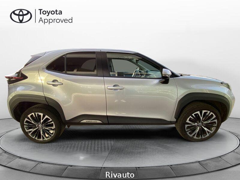 Toyota Yaris Cross Yaris Cross 1.5 Hybrid 5p. E-CVT AWD-i Lounge