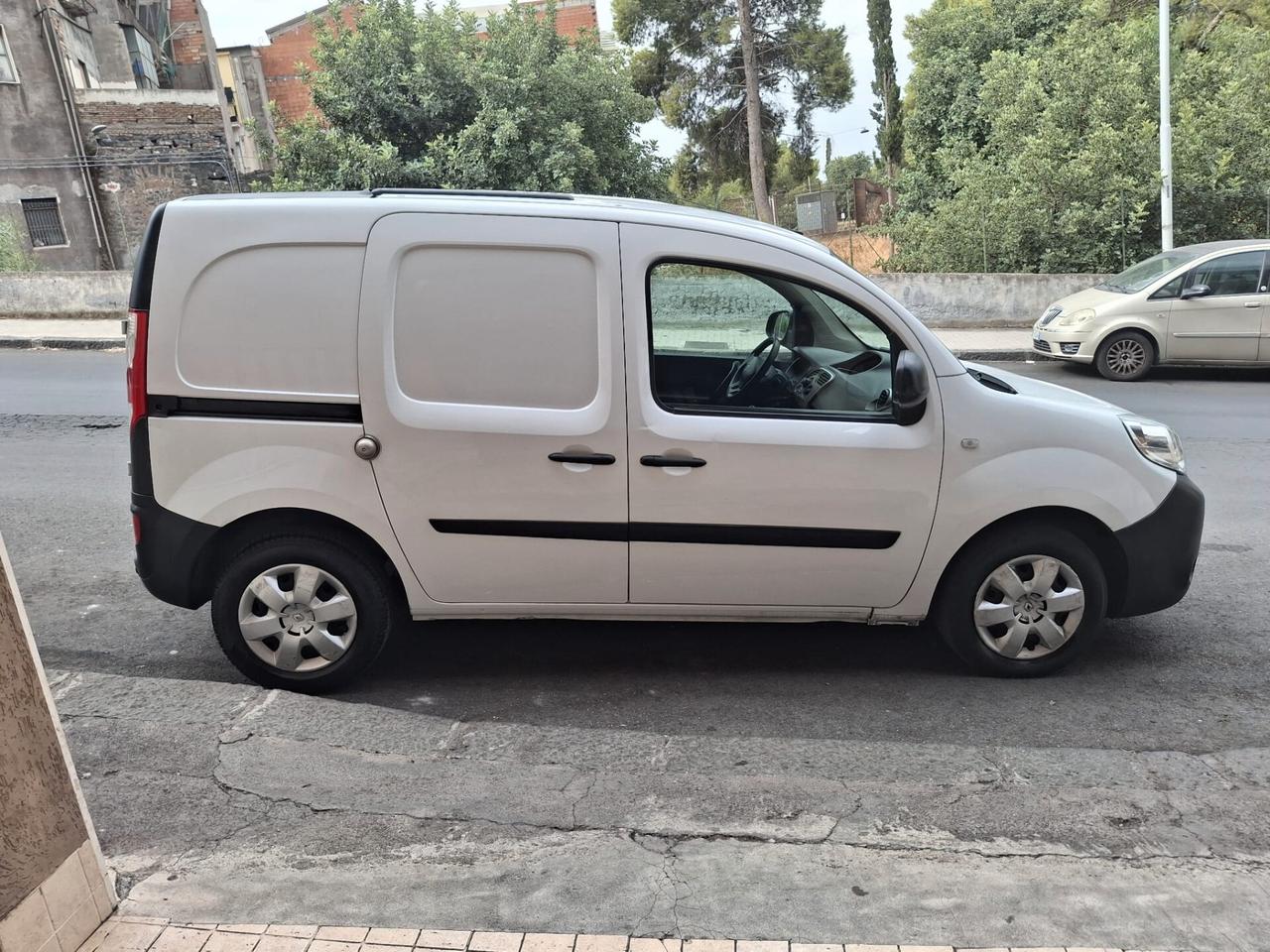 Renault Kangoo 1.5 dCi 90CV S&S 4p. Express Energy Ice TETTO APRIBILE