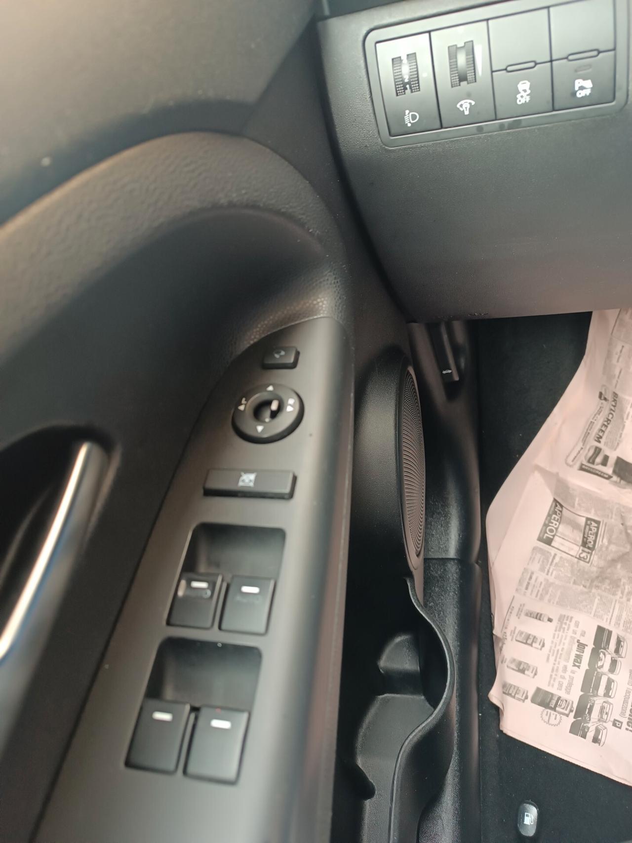 Kia Venga 1.4 CRDi 90CV COOL TETTO NAVI CAMERA