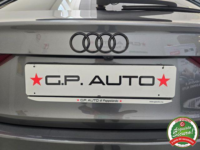 AUDI Q3 SPB 35 TDI S tronic Identity Black