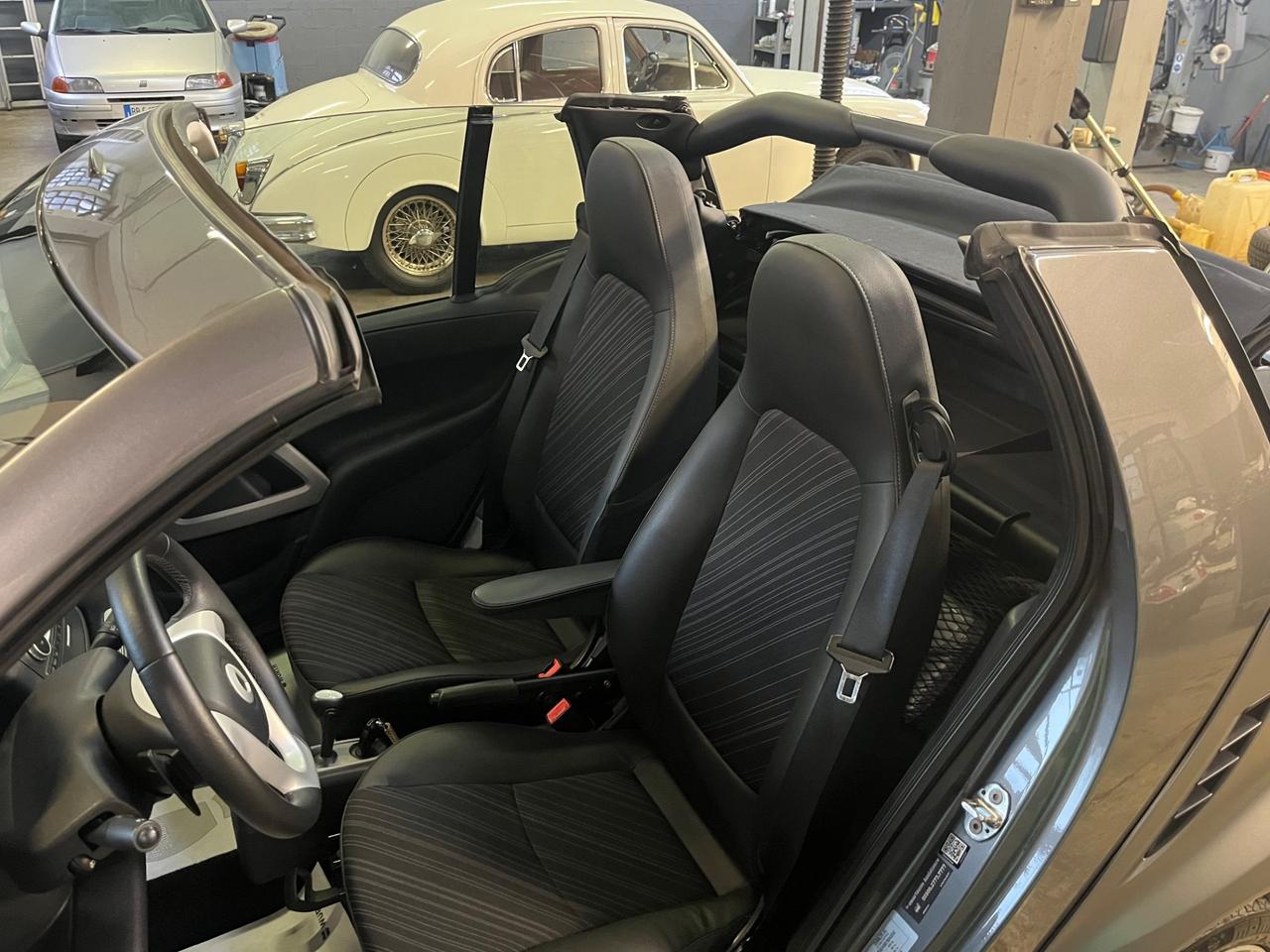 Smart ForTwo 1000 52 kW MHD cabrio pulse