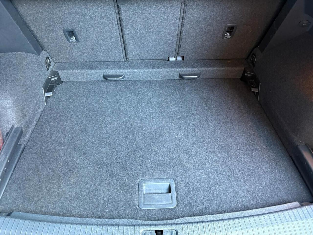 Volkswagen Tiguan 2.0 TDI SCR DSG Business BlueMotion Technology