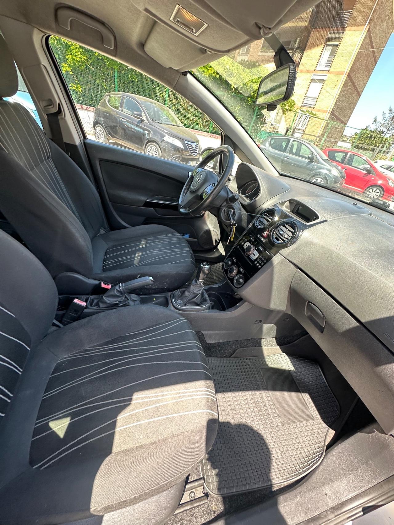 Opel Corsa 1.2 80CV 5 porte GPL-TECH Edition