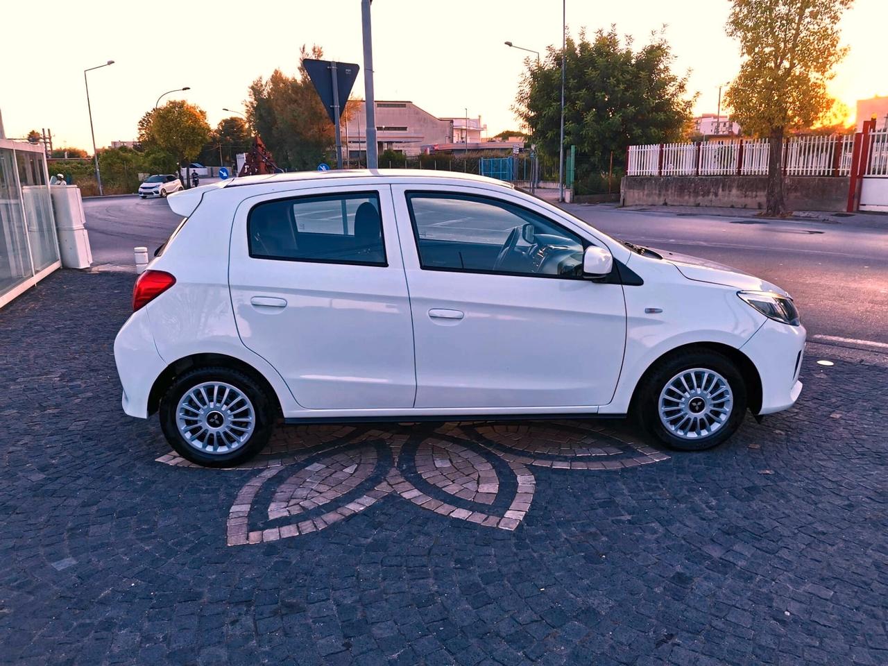 Mitsubishi Space Star 1.2 Intense