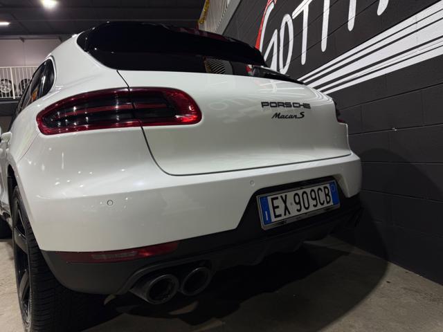 PORSCHE Macan WHITE INSERTI IN CARBONIO CERCHI DA 21 SOSPENSIONI