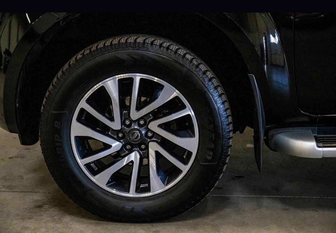 Nissan Navara 2.3 dCi 190 CV 7AT 4WD Double Cab N-Connecta
