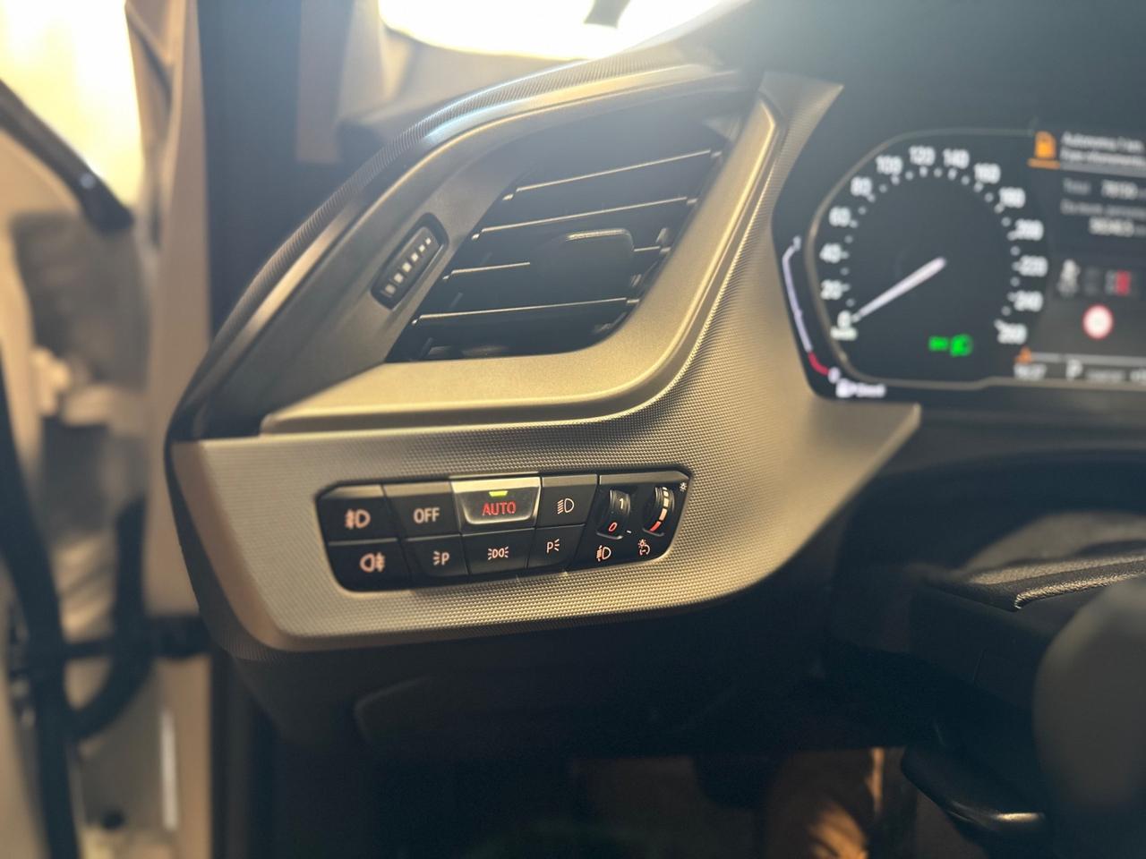 Bmw 116 116d 5p. Advantage