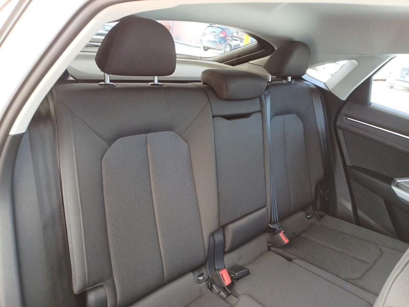 AUDI Q3 SPORTBACK 35 TDI S tronic Business Plus