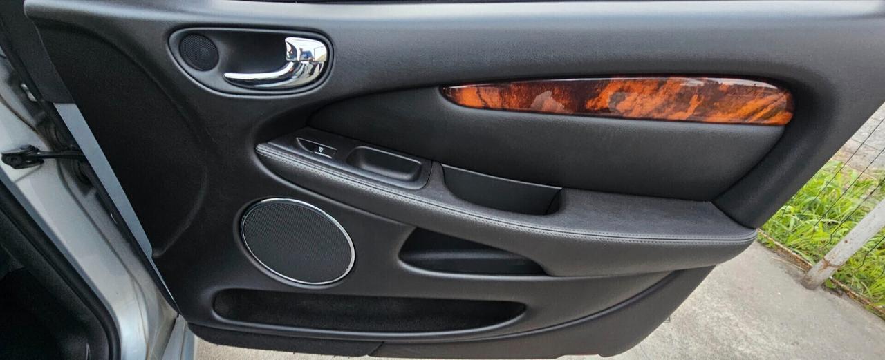Jaguar X Type 2.2 UNICO PROPRIETARIO