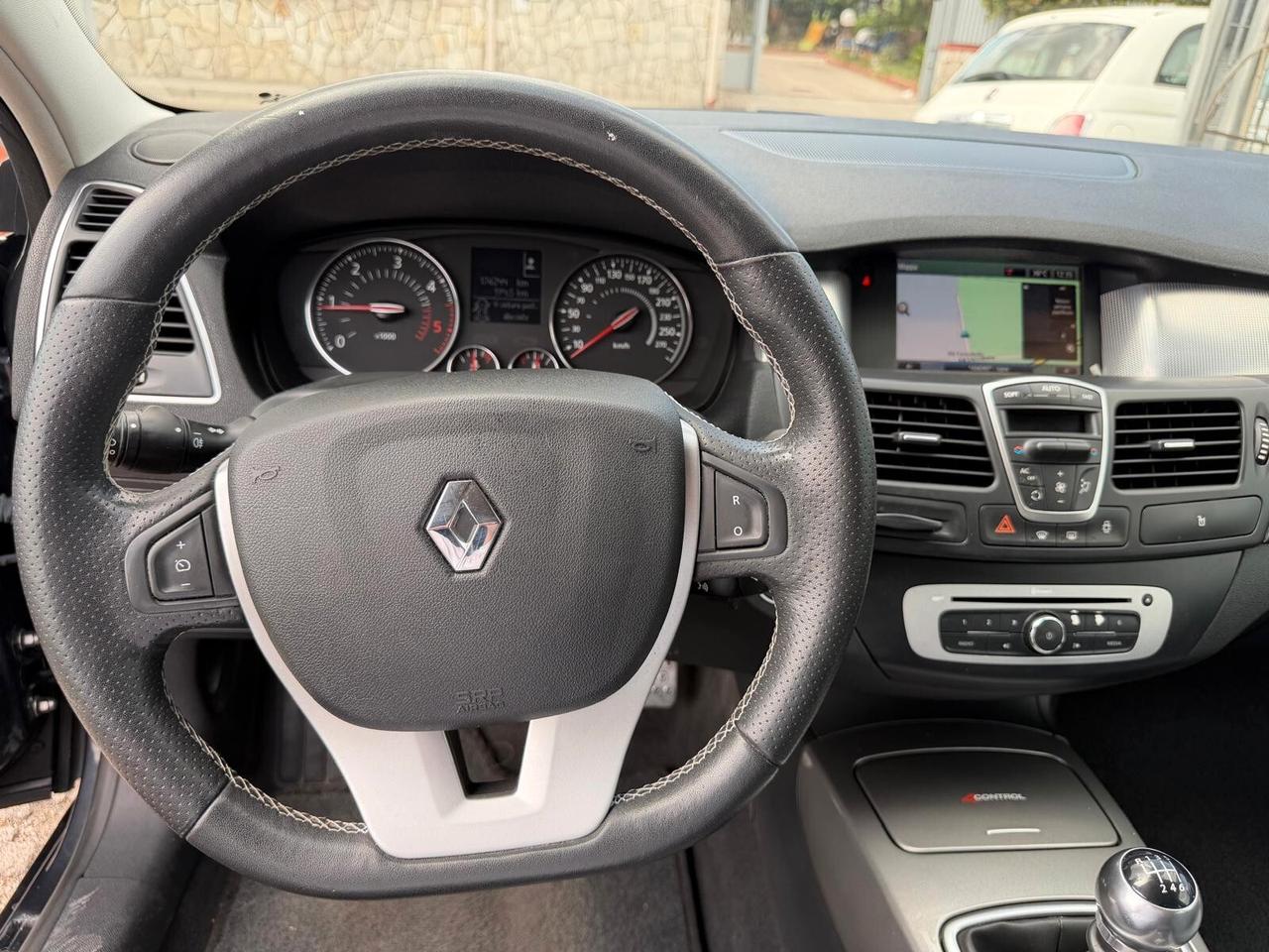 Renault Laguna 2.0 dCi 150CV SporTour 4Control ESM-2014