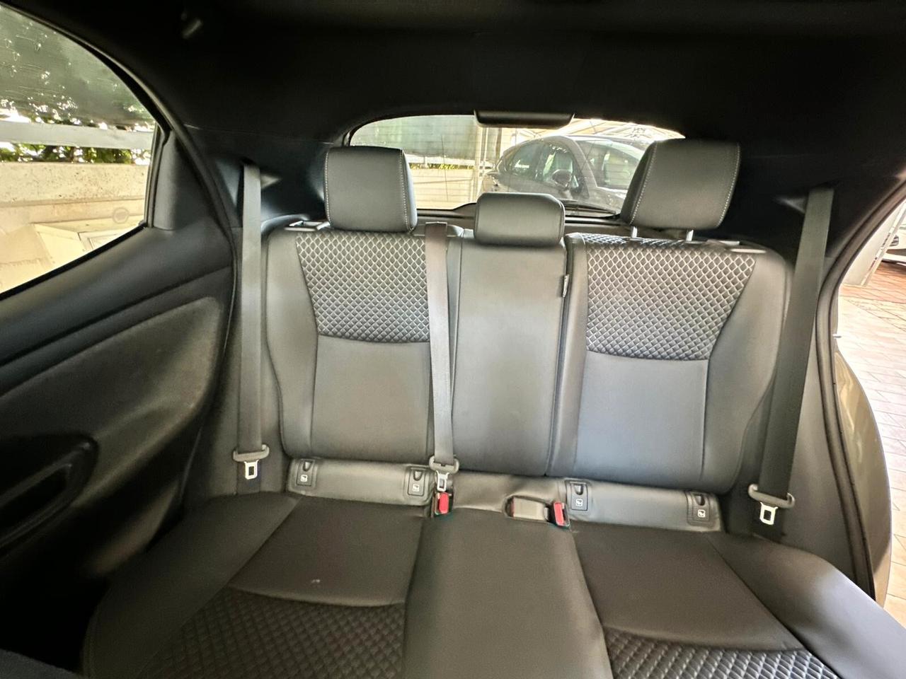 Toyota Yaris 1.5 Hybrid 5 porte Lounge