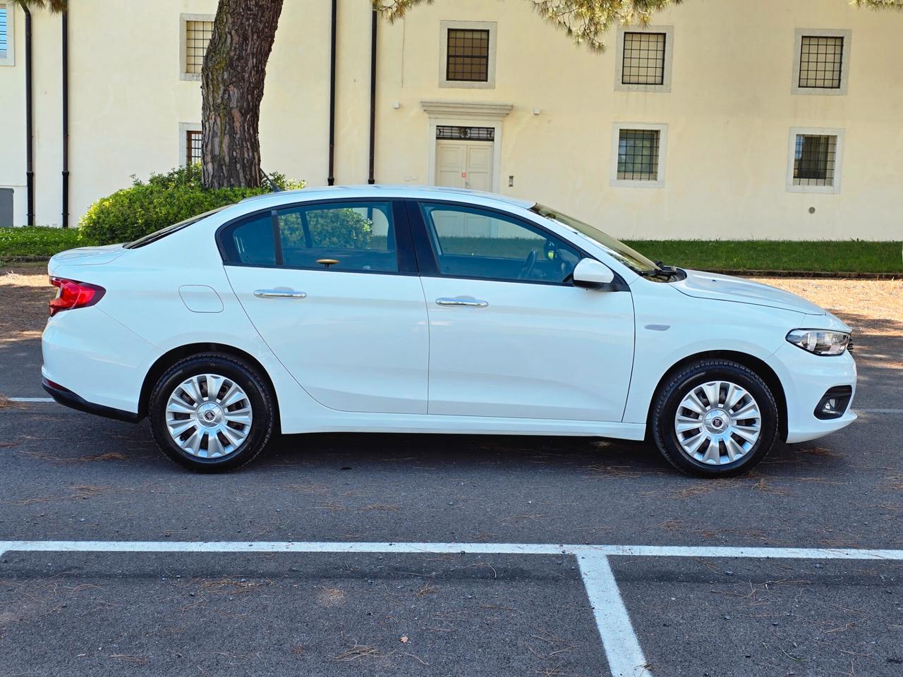 Fiat Tipo 1.6 Mjt 120 CAVALLI BERLINA - 2017
