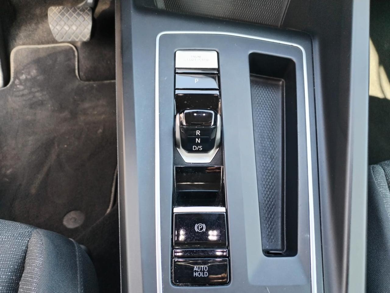 Volkswagen Golf 1.0 eTSI EVO DSG Life