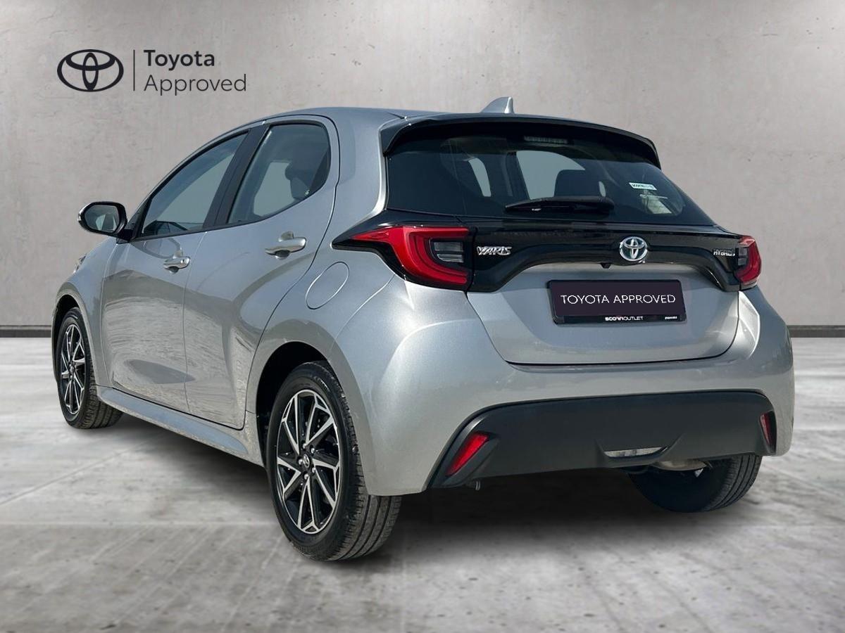TOYOTA Yaris 4ª serie - Yaris 1.5 Hybrid 5 porte Trend
