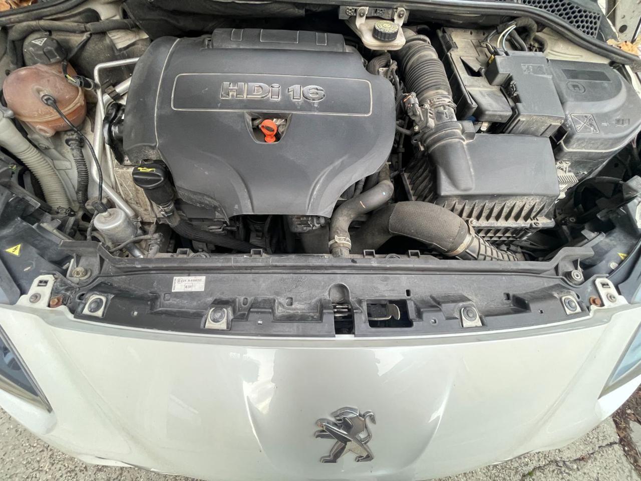 PEUGEOT RCZ 2.0 HDi cinghia e pneumatici nuovi