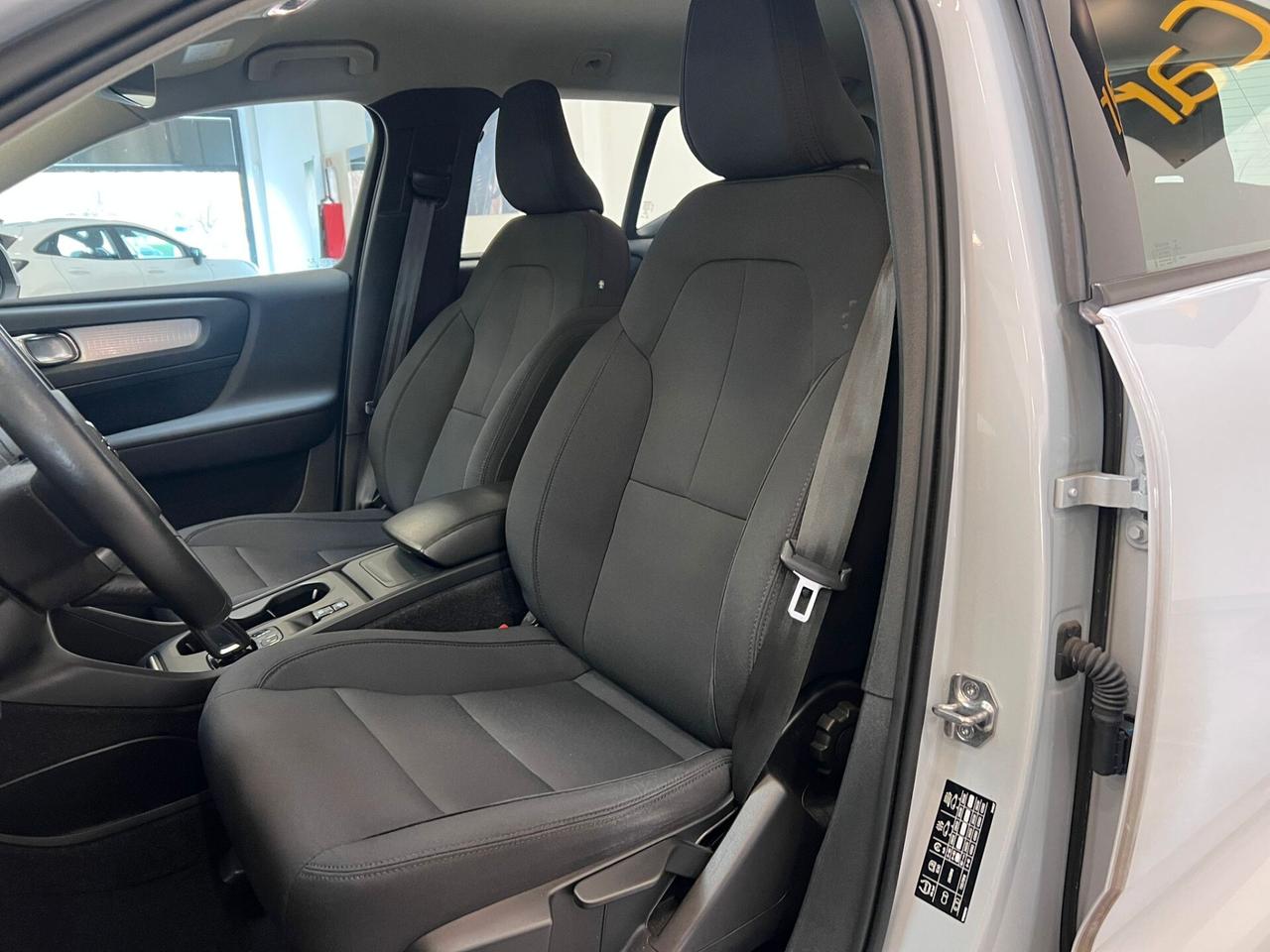 Volvo XC40 T2 Geartronic Momentum GPL