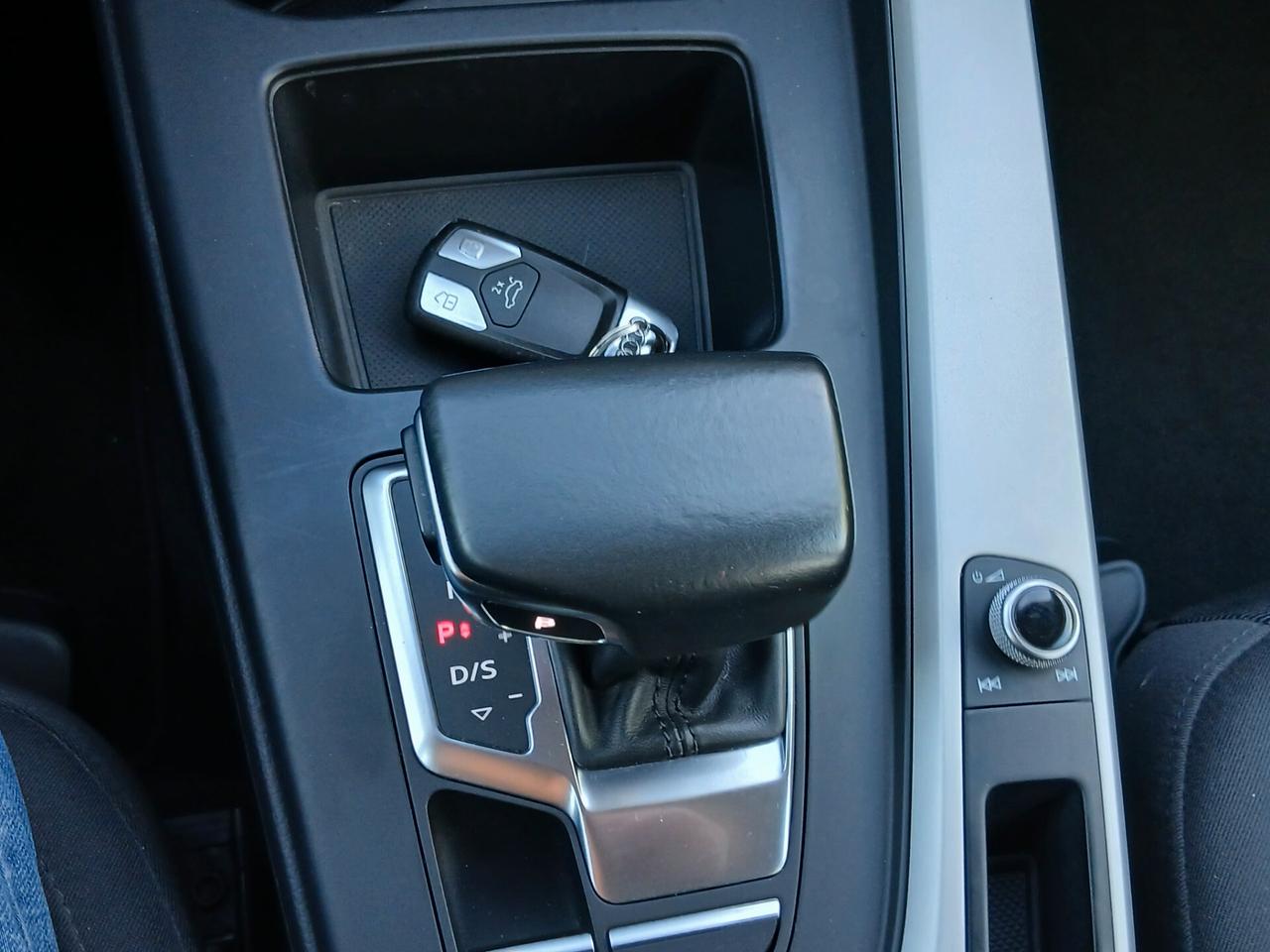 Audi A4 30 TDI/136 CV S tronic Business Advanced