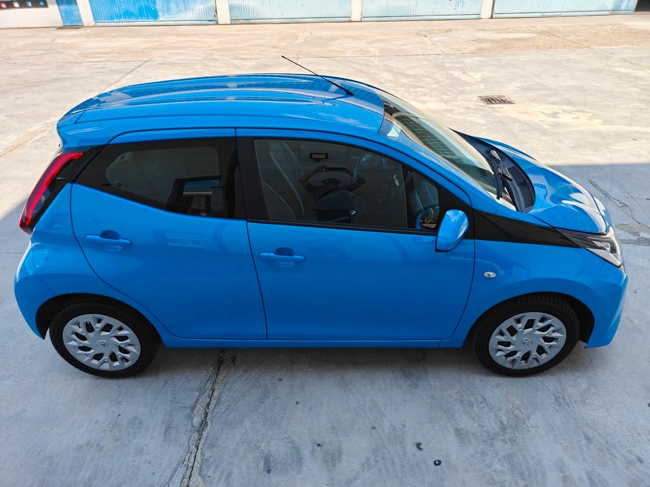 Toyota Aygo 1.0 VVT-i 72 CV 5 porte x-fun