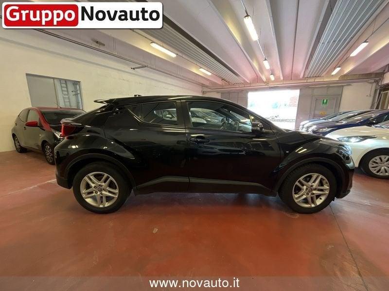 Toyota C-HR C-HR 1.8 Hybrid E-CVT Active
