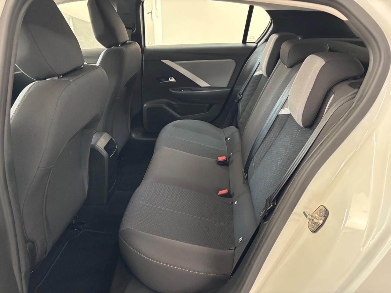 Opel Astra 1.5 Turbo Diesel 130 CV Edition