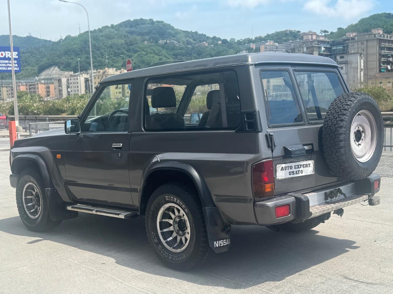 Nissan Patrol GR 2.8 TD intercoller 5posti