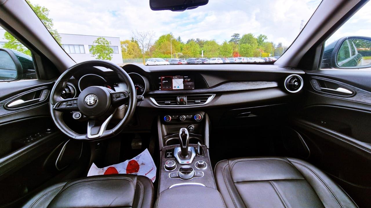Alfa Romeo Stelvio 2.2 Turbodiesel 190 CV AT8 Q4 Sprint